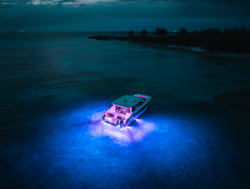 Explore Thru-Hull Underwater Light | OceanLED